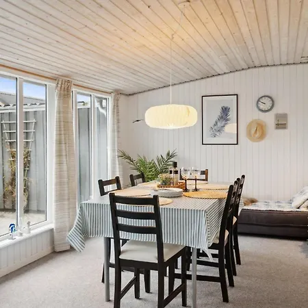 Holiday home Awesome In With Wifi